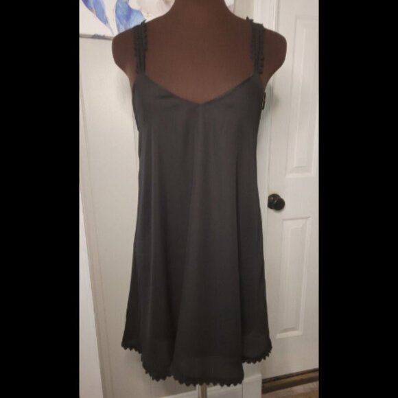2 for $20 Tobi Crochet Slip Strappy Lace Back Dress - Picture 4 of 7